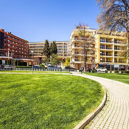 Апартаменты В Отеле Panorama Beach 4* Несебр Apartament