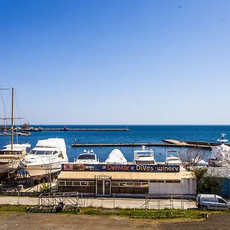Апартаменты В Отеле Panorama Beach 4* Несебр Apartament
